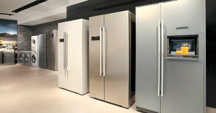 冰箱選購推薦：冰箱的產地與保固有陷阱？門板的材質：金屬、玻璃、塑料面板哪種好？