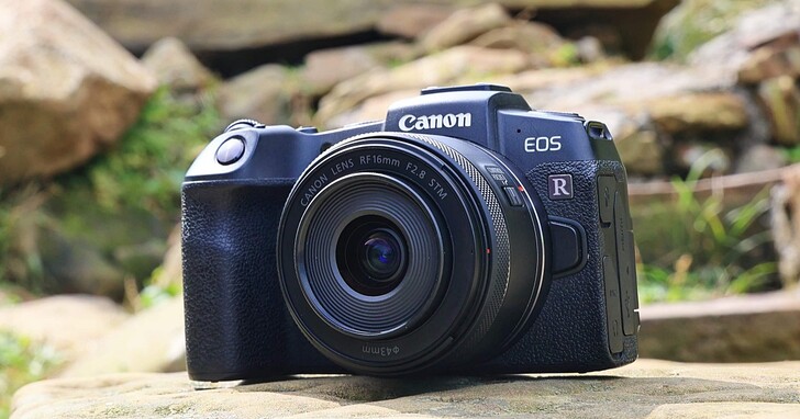 超平價超廣角定焦問世，Canon RF 16mm f/2.8 STM 售價 8,900 元