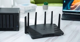 全新 Synology RT6600ax Wi-Fi 6 三頻無線路由器：超凡效能、安全連網、方便管理三位一體，以軟體多樣性實現全能化的網路控管中心