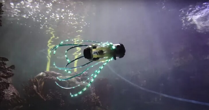NASA工程師最新開發計畫：派出一群微型游泳機器人去尋找藏在冰殼下的外星生命