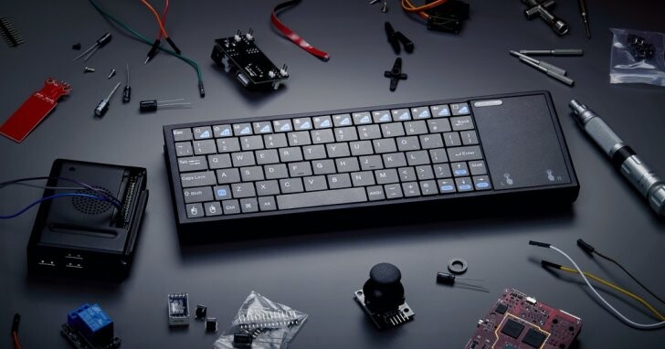 鍵盤造型Abacus迷你電腦，搭載x86架構Intel Atom x5-Z8350處理器