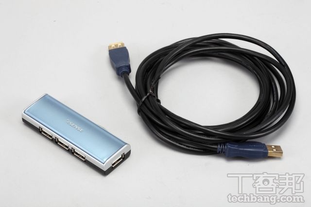 自己改裝紅白機，變身成 PC 手把 + USB Hub，又爽又實用！