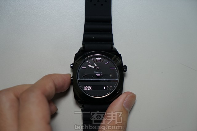 MARTIAN VICTORY MV100 藍牙智慧手錶評測：典雅指針外型，首創聲控通話、Siri 指令錶款