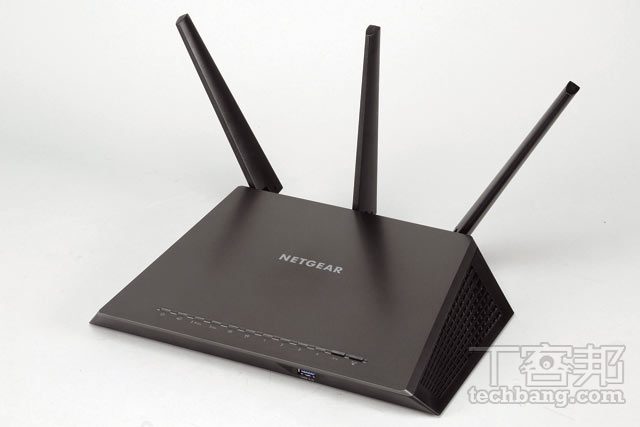16 款 802.11ac 路由器與網卡採購：要快還要穩，決戰2.4、5GHz 雙頻段