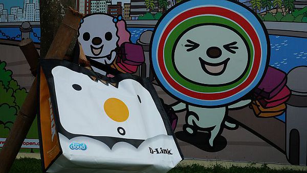 《金獎優評》D-Link DIR-880L AC 1900 雙頻 Gigabit 無線路由器體驗紀實