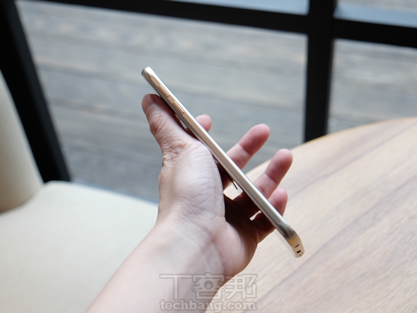 實機動手玩 Galaxy S6 及新版 TouchWiz 軟體功能上手