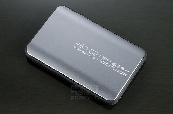 傳輸速度超過800MB/s，SanDisk Extreme 900 USB 3.1 外接固態硬碟實測