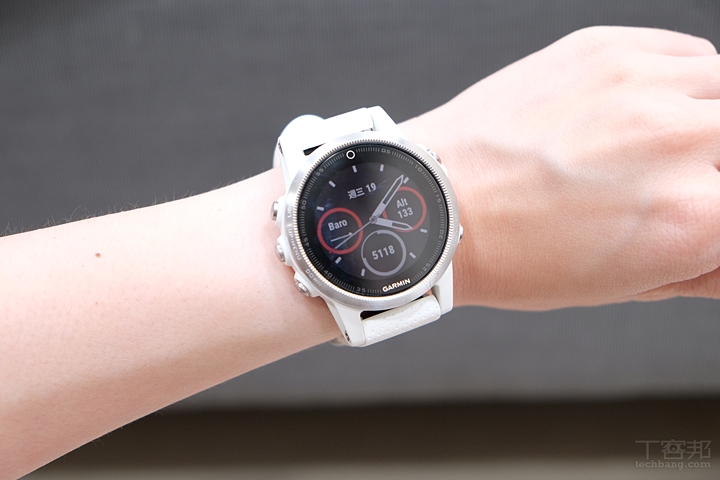 garmin fenix 5s