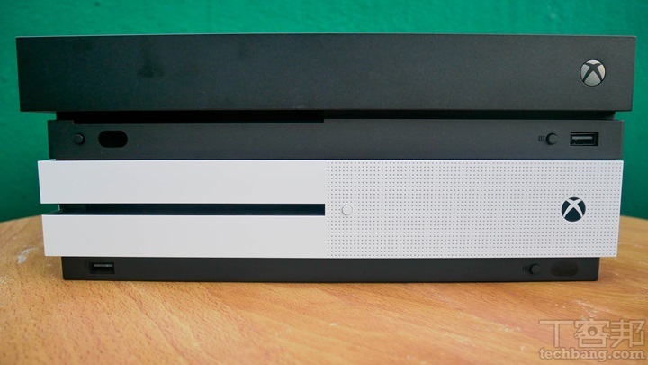 Xbox One X 評測：高階硬體讀取快速、4K HDR 遊戲畫面爽度十足 T客邦