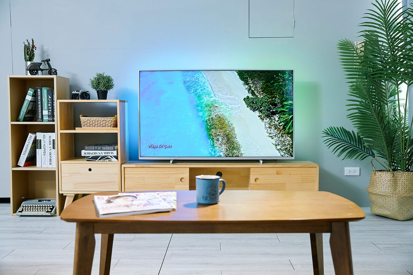 搭載Android TV 9.0系統，支援語音搜尋，ISF畫質表現，Philips 55PUH7374 大型液晶顯示器