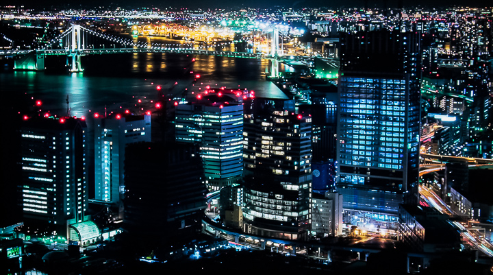 搭載Android TV 9.0系統，支援語音搜尋，ISF畫質表現，Philips 55PUH7374 大型液晶顯示器