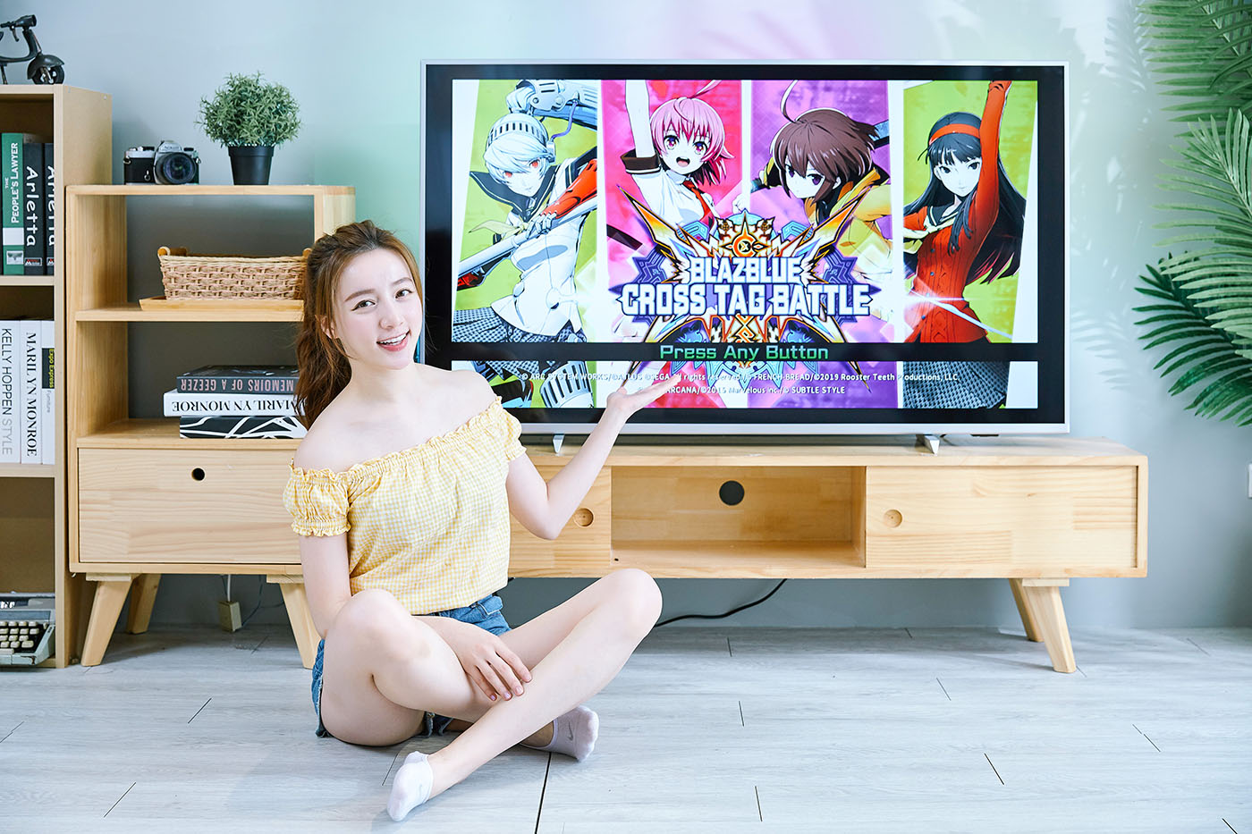 搭載Android TV 9.0系統，支援語音搜尋，ISF畫質表現，Philips 55PUH7374 大型液晶顯示器