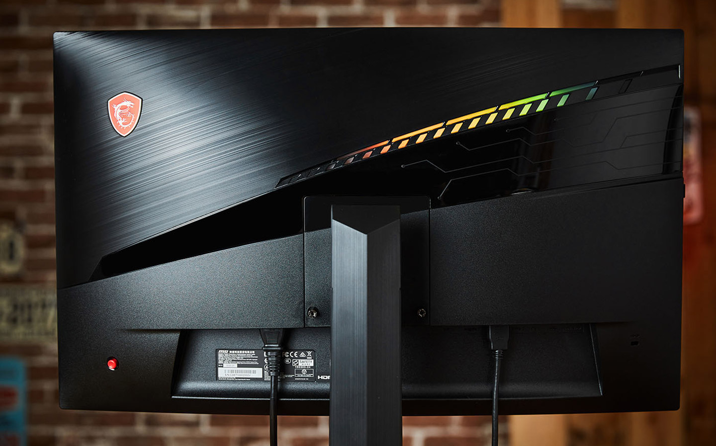 MSI Optix MAG272CQR 電競螢幕開箱與心得分享：花點小錢就能徹底提升遊戲沉浸感與包覆體驗！ T客邦