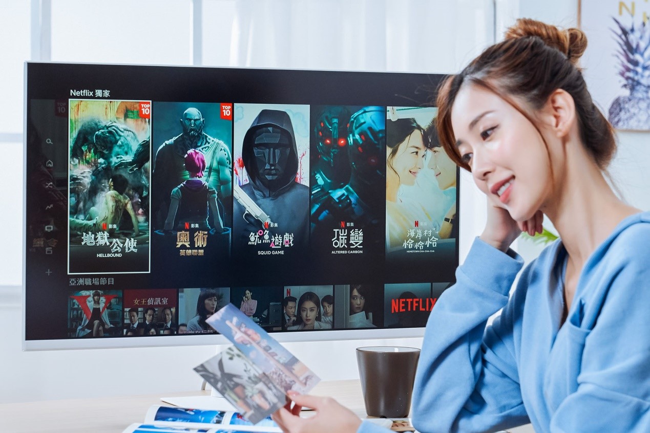 在台灣擁有不少訂戶的 Netflix，無論是原創影音或熱門戲劇、電影內容都能透過 M7 的 4K UHD 大螢幕取得優異的畫面品質。