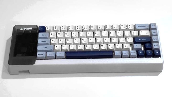 Multi-Max Keyboard Computer是款可以DIY組裝鍵盤型迷你電腦的套件。