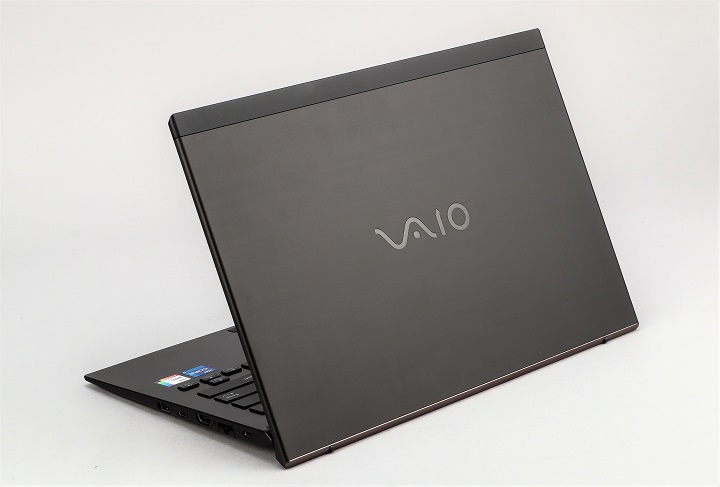 使用少 VAIO SX14 勝色 i7-1195G7 32GB 4K LTE他 VAIO SX14 | 勝色特別仕様(2023年6月発売モデル)｜VAIO公式
