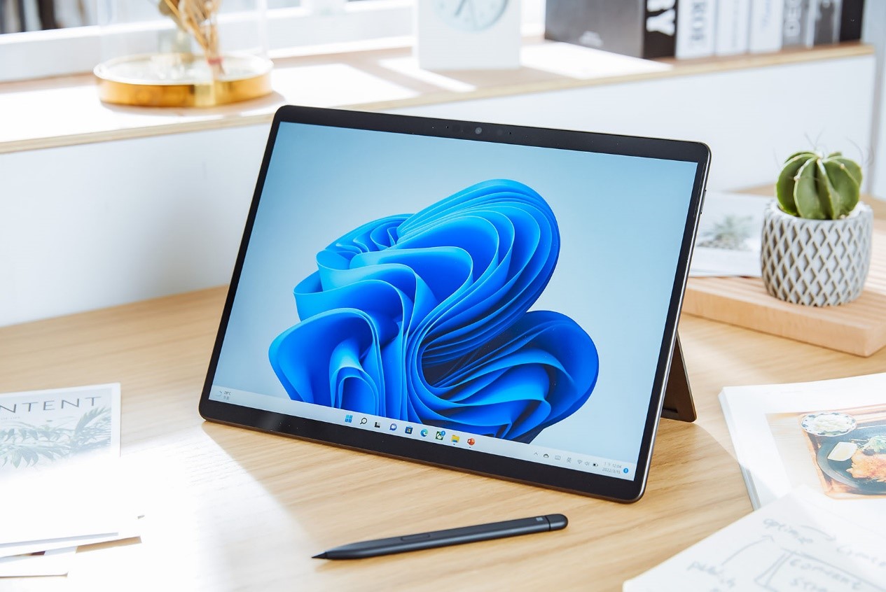 Microsoft Surface Pro 8 & Laptop Studio 深度實測：第 11 代 Intel Core 處理器