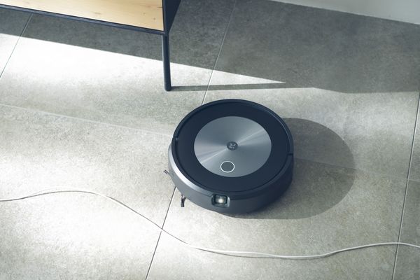 iRobot旗艦級掃地機器人Roomba J7+登場，購機優惠、限時保固活動