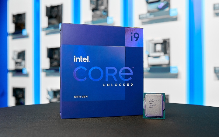 Intel Taiwan Open House現場直擊，Z790主板一排開，Arc顯示卡實體終於現身！