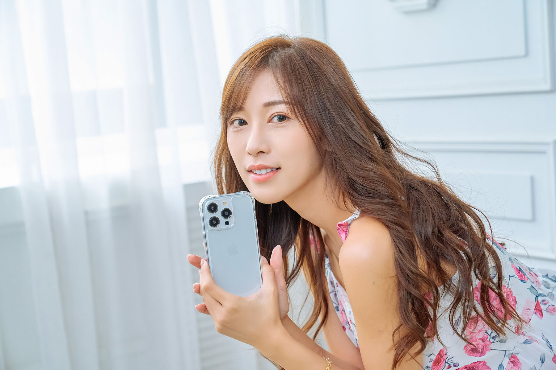 「超之在握」魚骨牌 MAGEASY 打造 iPhone 14 MagSafe 軍規防摔殼系列