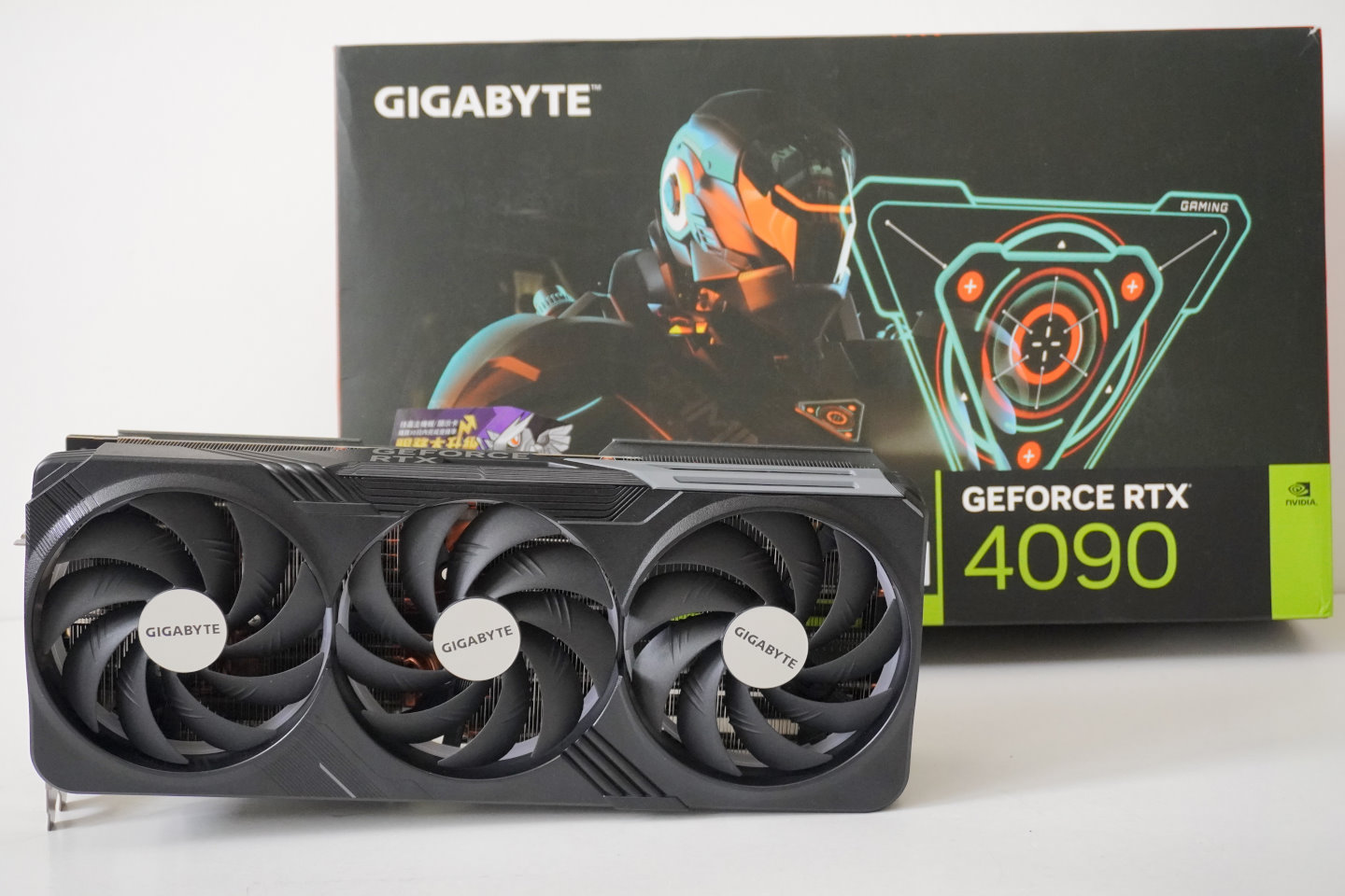 The graphics card uses GIGABYTE GeForce RTX 4090 Gaming OC 24G.