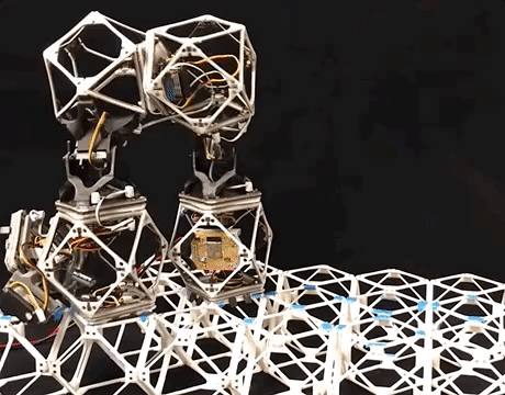 麻省理工研究讓機器人自己造自己，像積木一樣簡單容易
