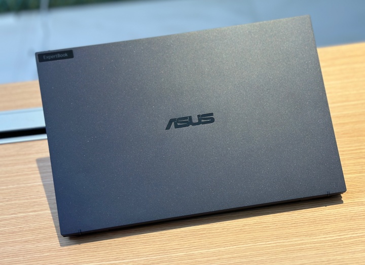【CES 2023】Asus ZenBook、Vivobook、ProArt Studiobook 系列更新，裸視 3D OLED 電最搶眼