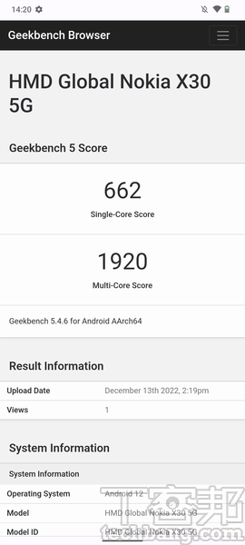 Geekbench測試 單核分數為662、多核分數為1920，日常操作還算順暢。