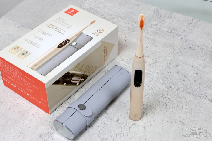Oclean X Pro Digital 音波電動牙刷開箱評測！內建螢幕提醒刷牙盲區，平裝版售價 3,790 元