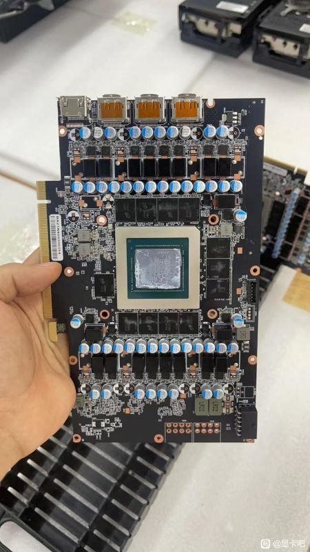 直擊國工廠趕工拆解上千張GeForce RTX 4090 GPU，改造成AI解決方案再送往科技大廠