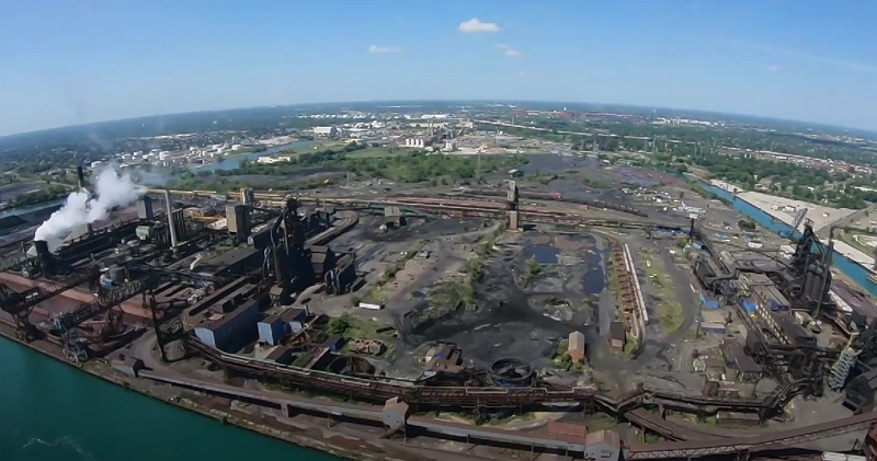 楚格島上的鋼鐵廠