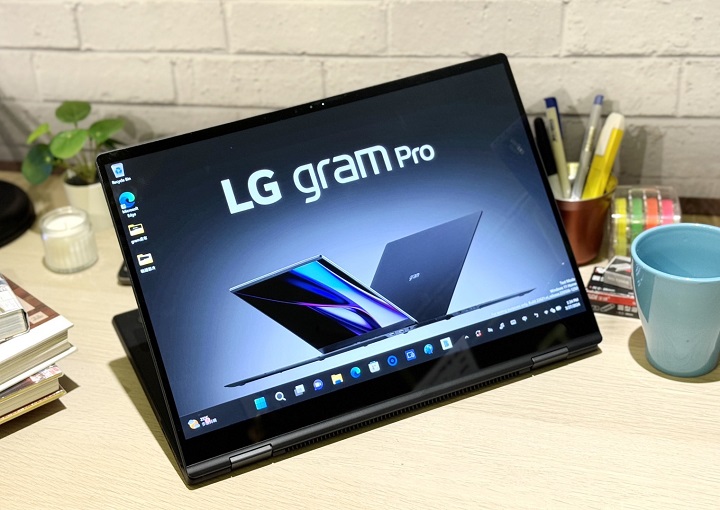 LG gram 系列筆電新機上市：LG gram Pro 2-in-1 全球最輕 16 吋翻轉筆電，價格約為 49,900 元