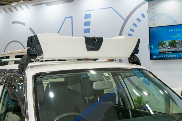 工研院展出智慧駕訓班監考機器人：AI模組上車、精準辨識考生的行車路線是否合乎標準