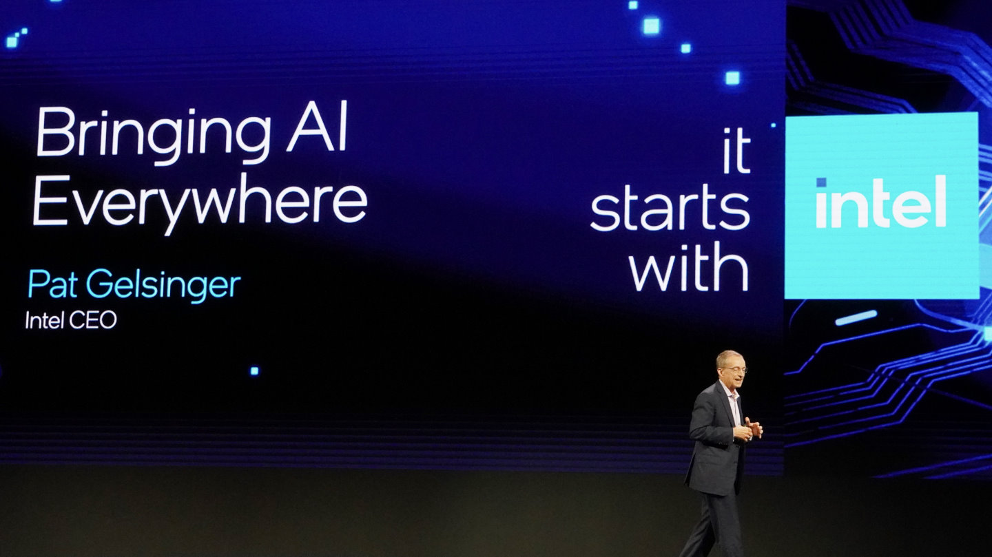 Intel執行長Pat Gelsinger這次的主題演說也沒有脫離「AI無所不在」。