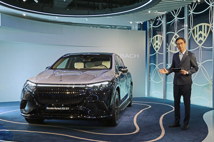 Mercedes-Maybach 首款電動休旅在台上市，以專為後座層峰買家打造奢華移動體驗。