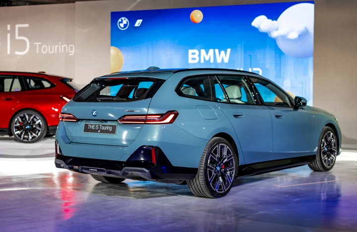 BMW i5 Touring 式在台上市，國內首輛純電豪華旅行車、售價新台幣 335 萬起