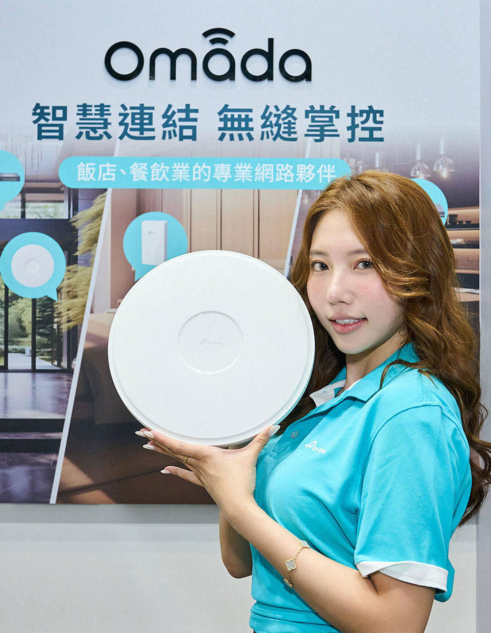 BE22000 規格的 EAP783 可提供 Wi-Fi 7 三頻通訊能力與頂尖的超大頻寬，並能滿足 120 組設備同時連結的服務需求。