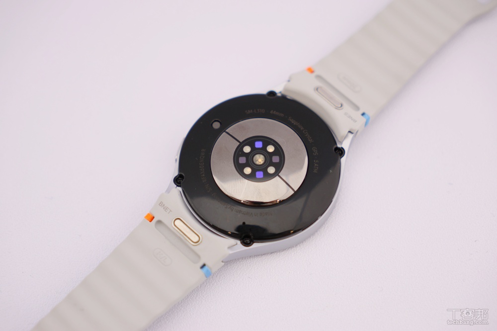 三星Galaxy Watch 7推出 ，導入 Galaxy AI 強化健康紀錄、還能計算身體老化指數