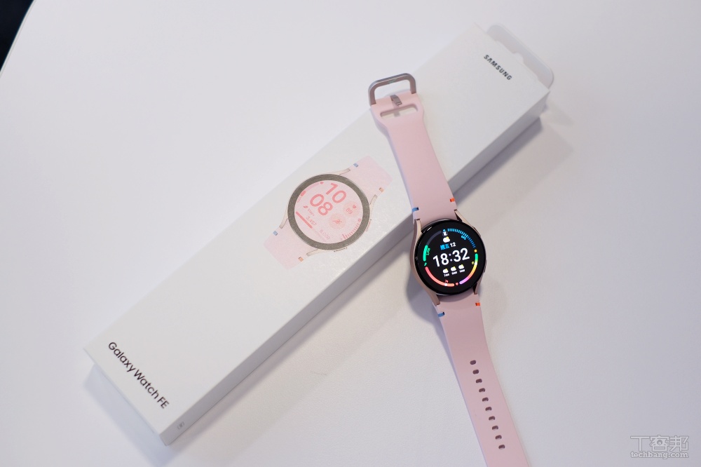 三星 Galaxy Watch FE 開箱評測：價格親民、功能全面的智慧錶，售價5,990元