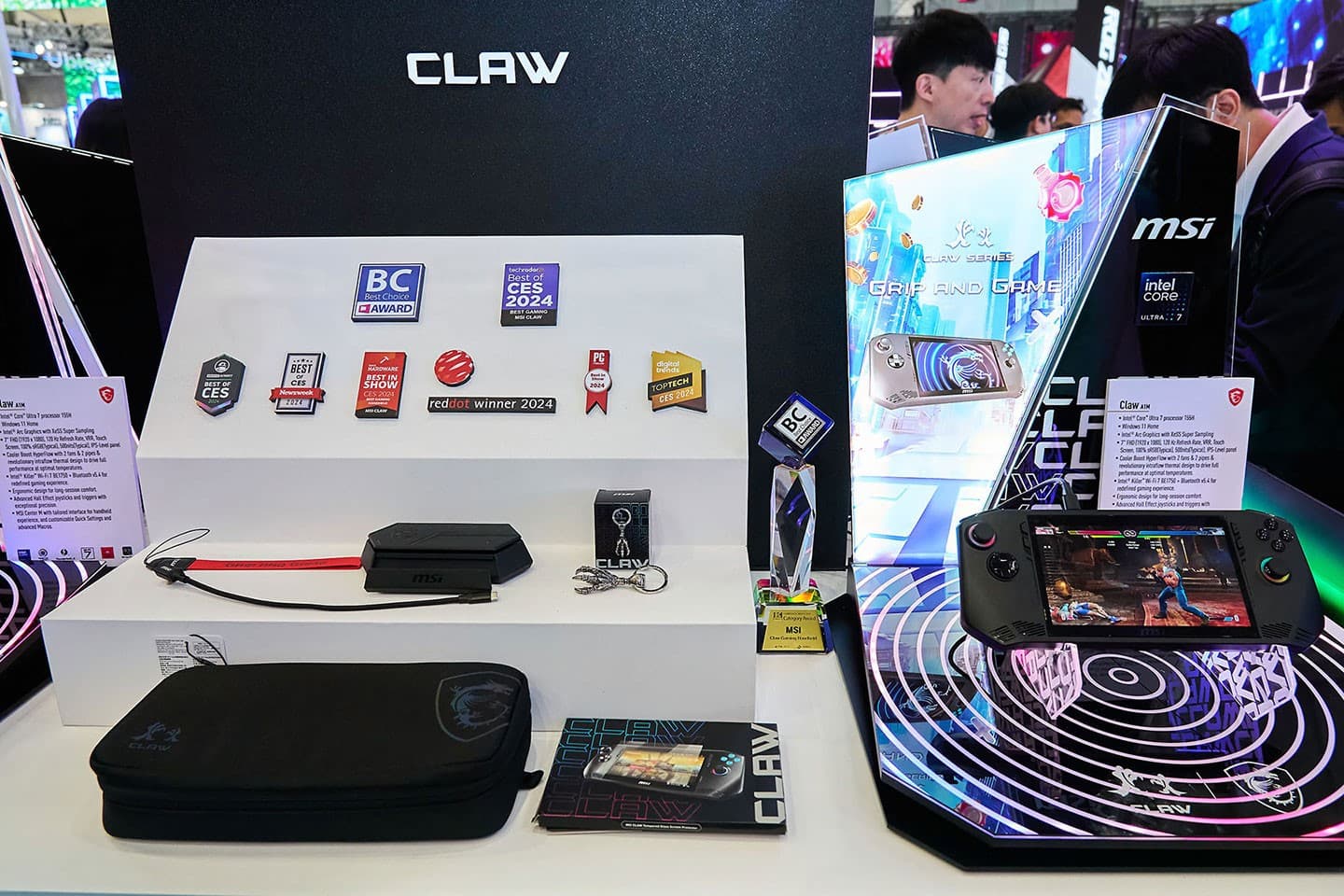 今年微星全新推出的 Windows 電競掌機 MSI Claw 也是隸屬於筆電部門的產品，推出後也受到市場的廣大迴響，後續也將持續推出更多新產品。