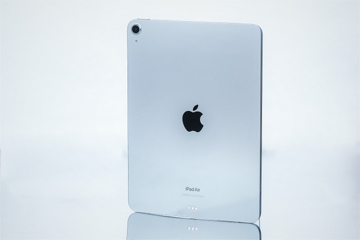 與前一代 iPad Air 5相隔兩年再推出的 iPad Air M2,升級 M2 晶片是規格上的重要特色。