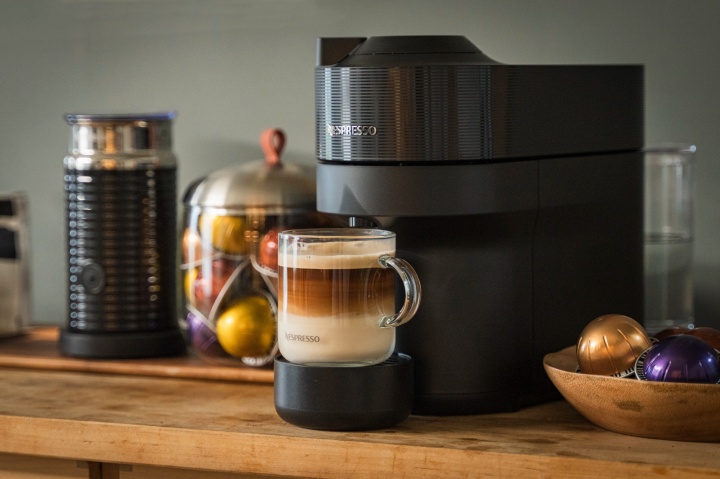 Nespresso 全新推出 0 元即享方案！買指定咖啡機，即享 100% 咖啡抵用金回饋