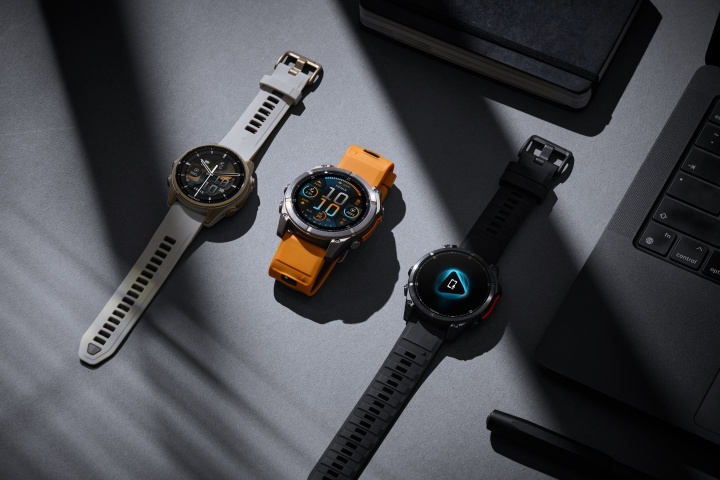 Garmin fēnix 8 在台上市！48 天超狂續航、雙麥克風語音聲控和全新潛水模式，售價 35,990 元起