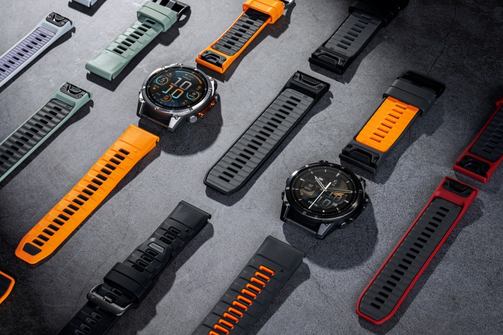 Garmin fēnix 8 在台上市！48 天超狂續航、雙麥克風語音聲控和全新潛水模式，售價 35,990 元起