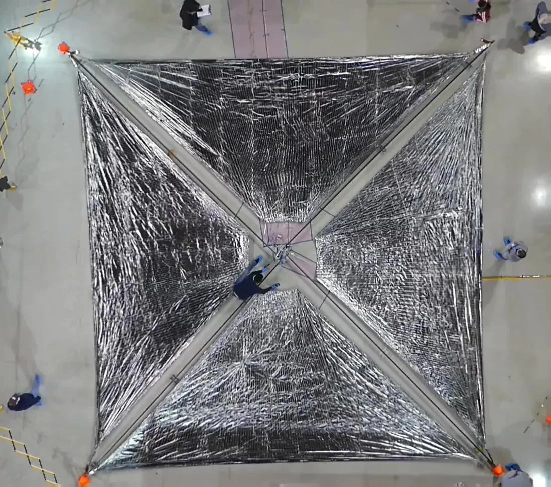 NASA 太陽帆系統順利在軌道上展開帆翼展，可實現太空船無燃料太空飛行