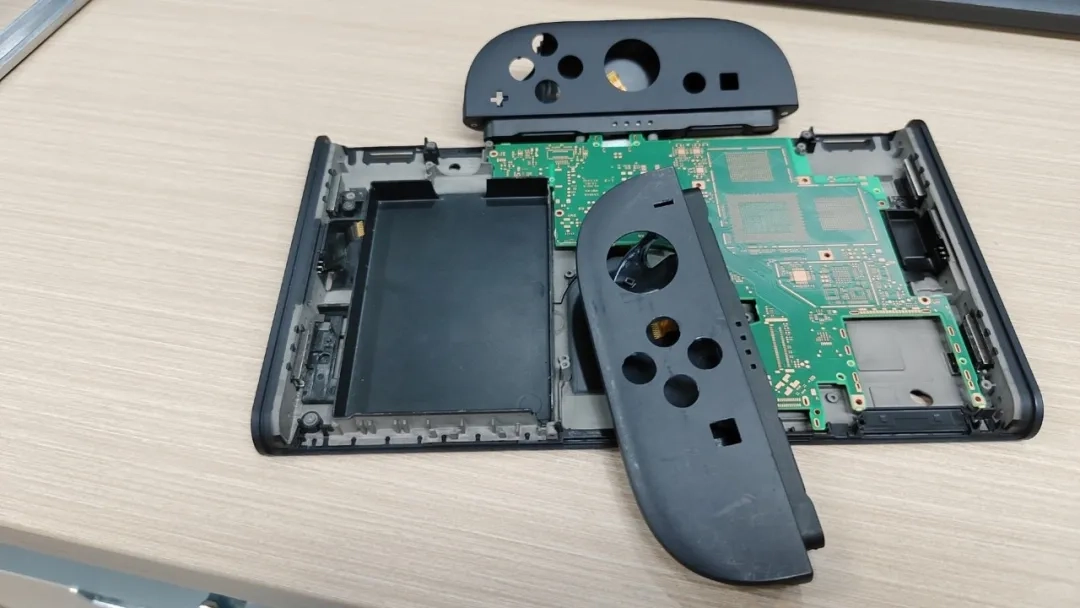 任天堂 Switch 2 掌機第三方效果圖曝光，爆料者證實與官方設計相符