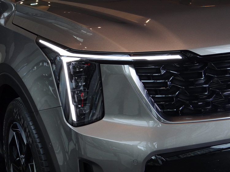 Kia Sorento 小改款，雙動力、四車型齊發