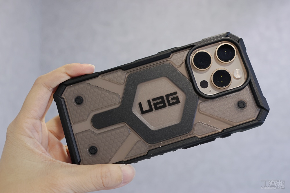 UAG 推出 iPhone 16 專用保護周邊，軍規保護殼、磁吸充電器、支架、掛繩一起上市