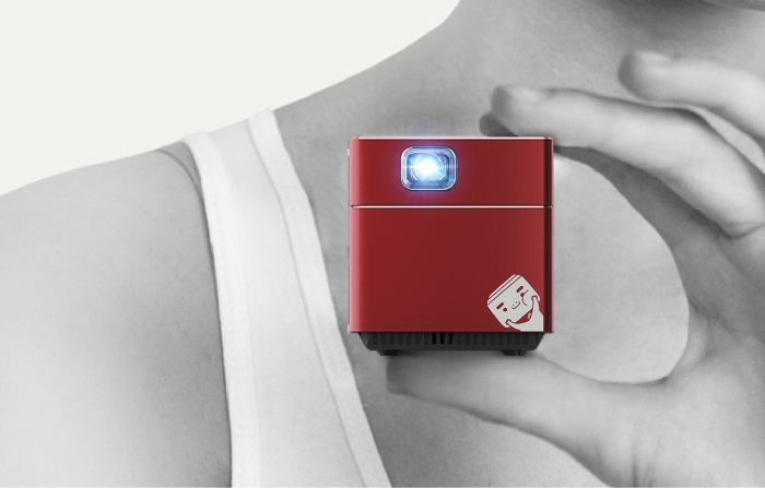 OVO 雙 11 推 PChome 吉祥物 BOXMAN 聯名投影機,購買指定商品登錄送贈品