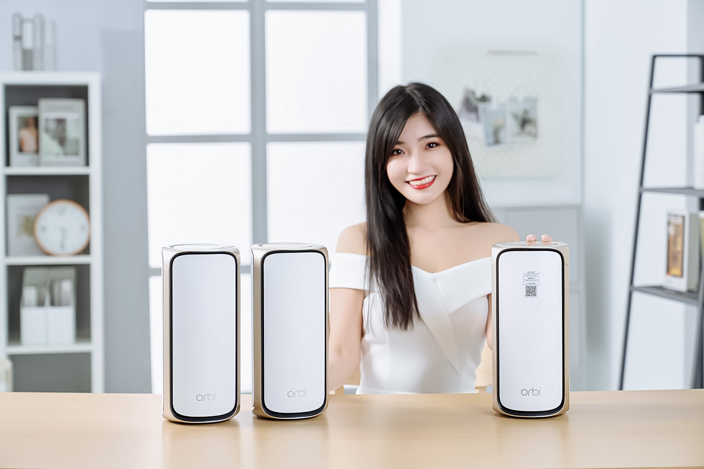 Netgear Orbi RBE973S BE27000 開箱實測：四頻 Wi-Fi 27 Gbps 高速頻寬，兼具大涵蓋與大量設備連結～目前最頂 Wi-Fi 7 Mesh 之選！